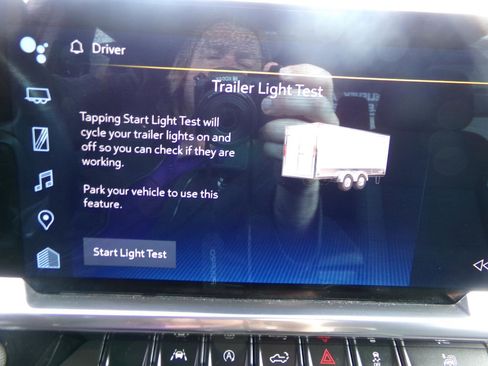 Used 2022 Chevrolet Silverado 1500 LT AWD/4WD image 21