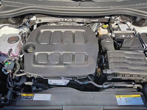 New 2026 Volkswagen Tiguan SE R-Line FWD image 16