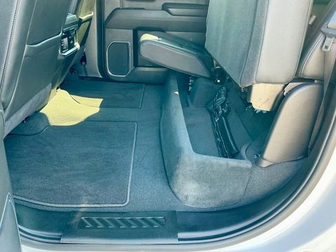 Used 2024 GMC Sierra 1500 SLT w/ SLT Premium Plus Package image 30