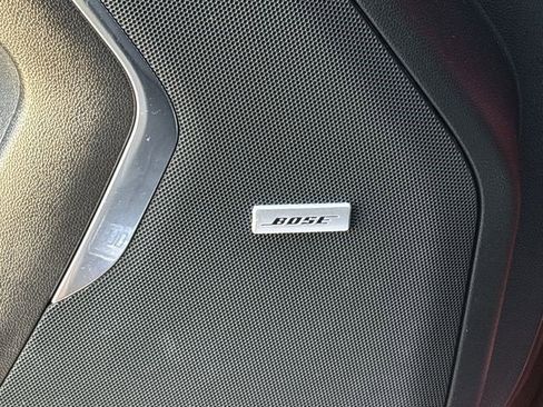 Used 2022 Chevrolet Tahoe Z71 w/ Luxury Package image 23