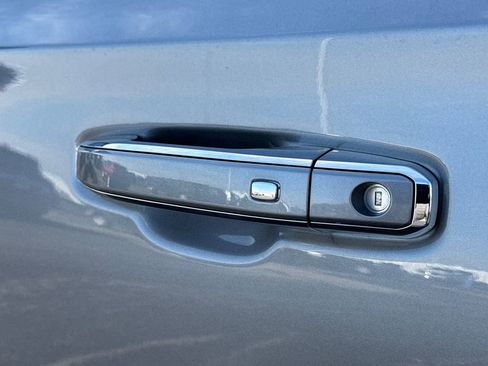 New 2026 GMC Yukon XL Elevation image 11