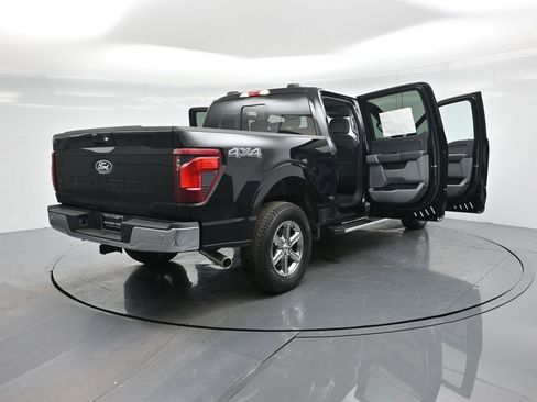New 2025 Ford F150 XLT w/ Equipment Group 302A MID image 5