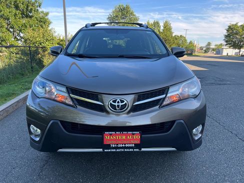 Used 2015 Toyota RAV4 XLE AWD/4WD image 2