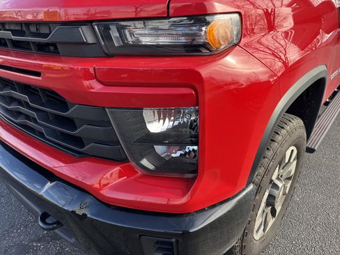 Certified 2025 Chevrolet Silverado 2500 Custom w/ Custom Convenience Package image 6