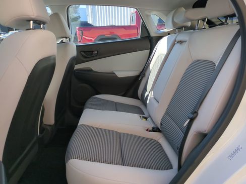 Certified 2023 Hyundai Kona SE image 13