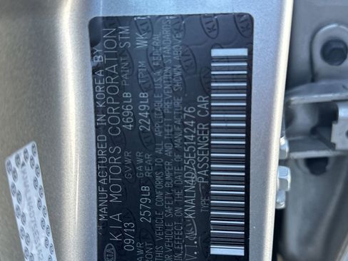 Used 2014 Kia Cadenza Premium image 40