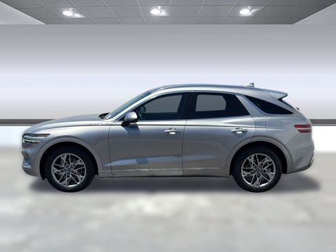 Used 2022 Genesis GV70 2.5T w/ Advanced Package AWD/4WD image 2