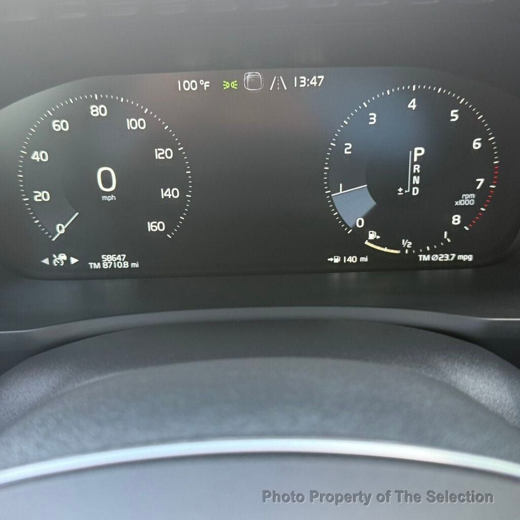 Used 2020 Volvo XC90 T6 Momentum AWD/4WD image 26