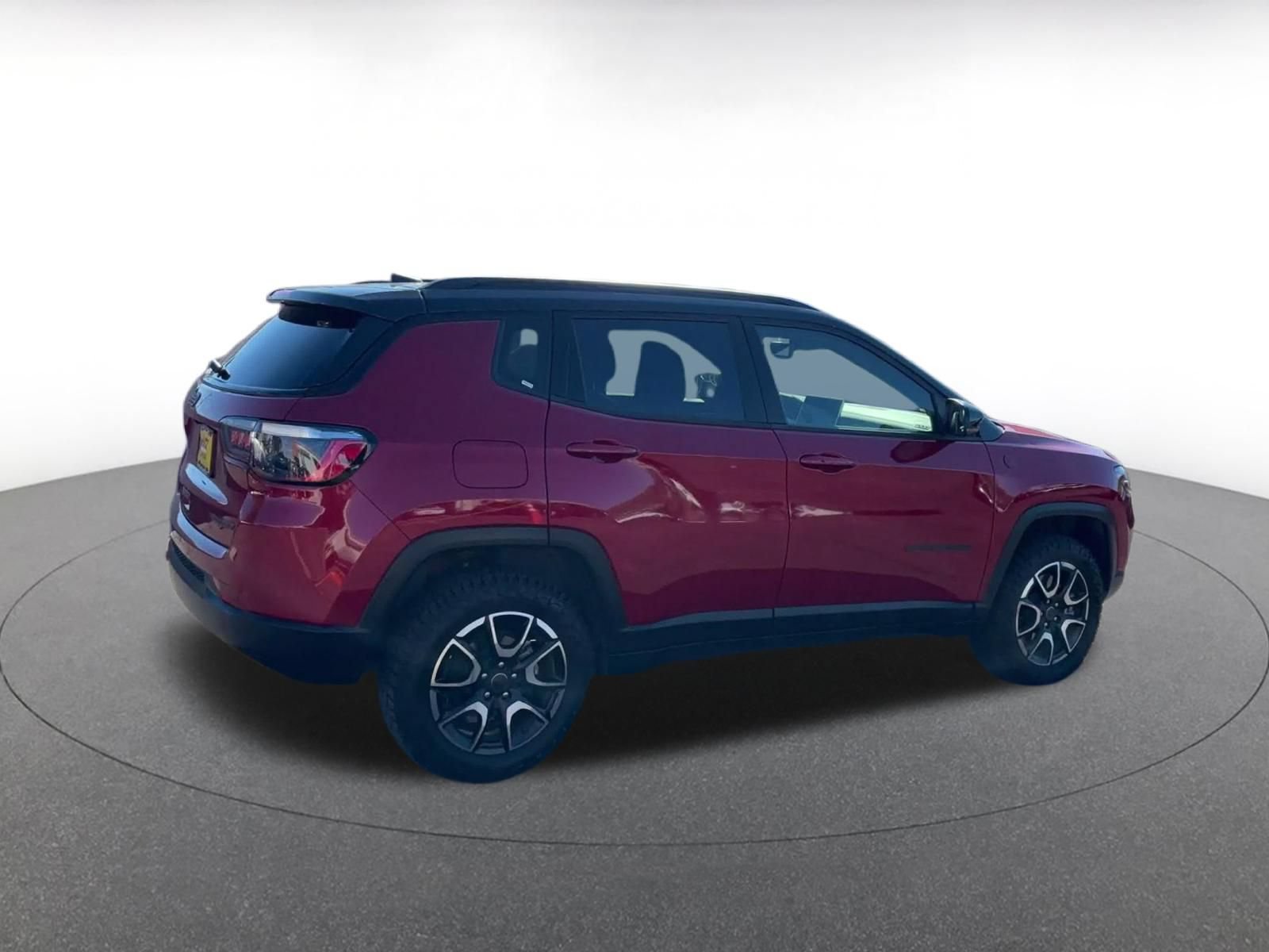 Used 2026 Jeep Compass Trailhawk AWD/4WD image 14