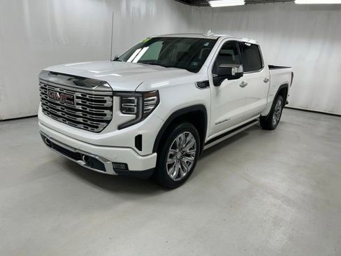 Used 2024 GMC Sierra 1500 Denali w/ Denali Reserve Package AWD/4WD image 2