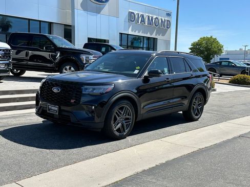 New 2026 Ford Explorer ST w/ Sun And Sound Package AWD/4WD image 2