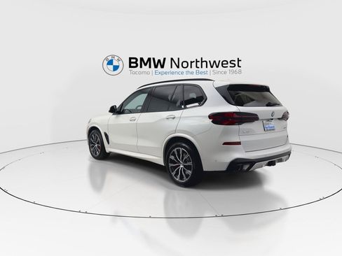 New 2026 BMW X5 xDrive40i w/ M Sport Package AWD/4WD image 12