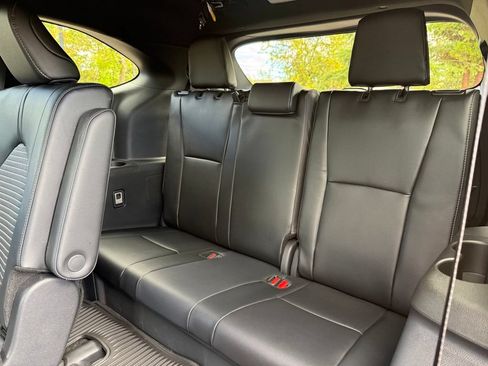 Certified 2026 Toyota Highlander XSE AWD/4WD image 18