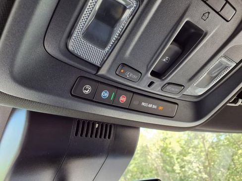 New 2025 Chevrolet Silverado 2500 ZR2 w/ Technology Package image 38