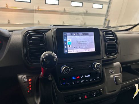 New 2026 RAM ProMaster 2500 w/ Convenience Group FWD image 22