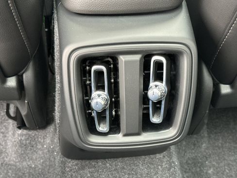 New 2026 Volvo XC40 B5 Core w/ Climate Package image 13