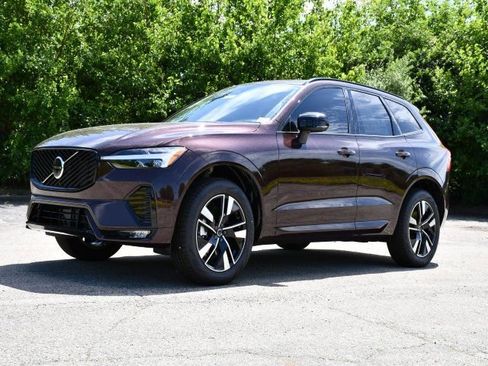 New 2026 Volvo XC60 B5 Plus w/ Protection Package Premier AWD/4WD image 3