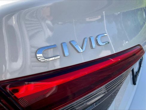 Certified 2024 Honda Civic Touring image 23