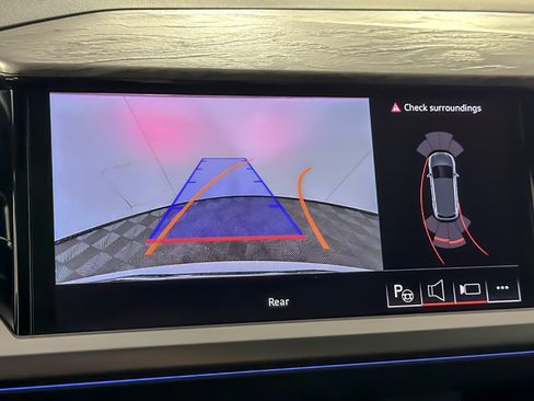 Used 2024 Audi Q4 e-tron Prestige w/ Black Optic Package image 19