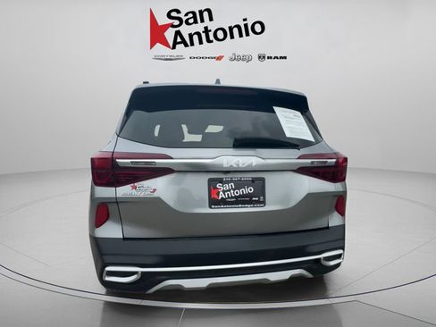 Used 2023 Kia Seltos S FWD image 12
