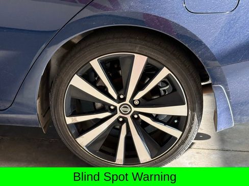 Used 2021 Nissan Altima 2.5 SR FWD image 5