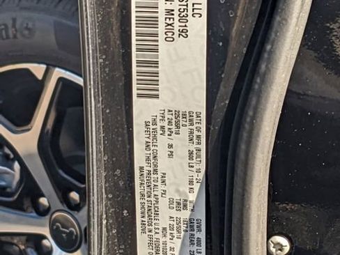 New 2025 Jeep Compass Limited w/ Sun & Sound Group image 26