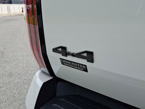 Certified 2024 Toyota Tundra Platinum AWD/4WD image 32