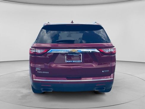 Used 2018 Chevrolet Traverse Premier w/ Driver Confidence II Package FWD image 6