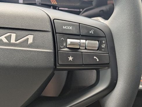 New 2026 Kia K4 FWD image 24
