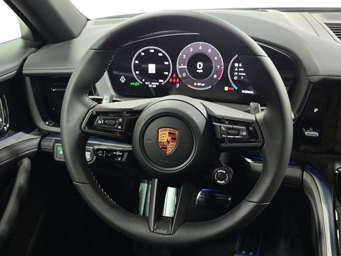 New 2025 Porsche Panamera 4 image 14
