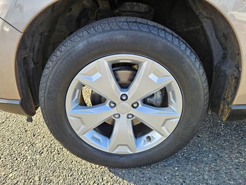 Used 2016 Subaru Forester 2.5i Premium w/ Popular Package #1 image 12