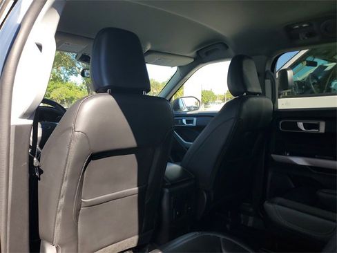 Used 2023 Ford Explorer XLT w/ Equipment Group 202A image 16