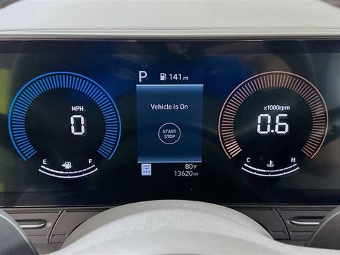 Used 2024 Hyundai Kona SEL FWD image 17