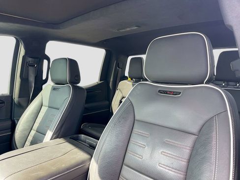 Used 2024 GMC Sierra 1500 AT4X image 13