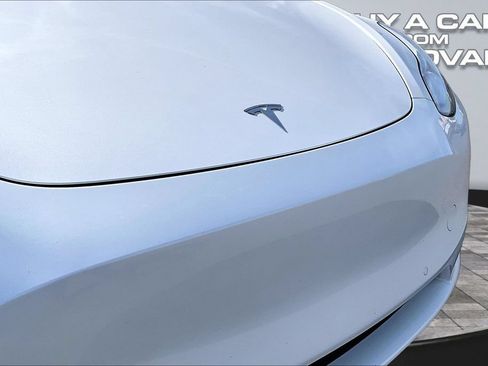 Used 2021 Tesla Model Y Long Range AWD/4WD image 26