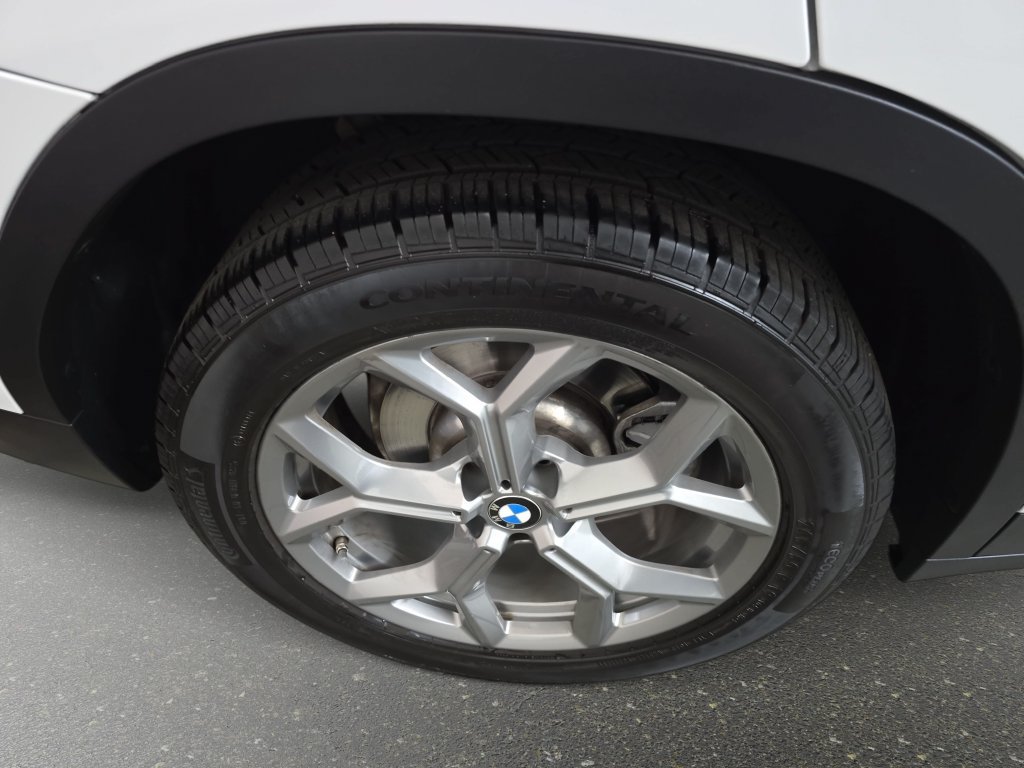 Used 2023 BMW X3 xDrive30i w/ Convenience Package AWD/4WD image 32
