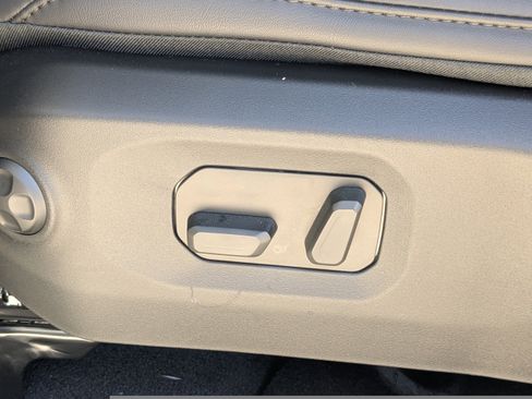 New 2026 Jeep Wrangler Rubicon w/ Technology Group image 20