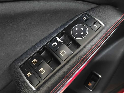 Used 2015 Mercedes-Benz CLA 250 4MATIC image 24