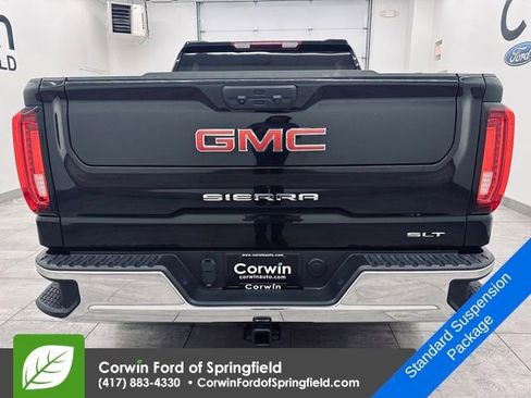 Used 2024 GMC Sierra 1500 SLT image 3
