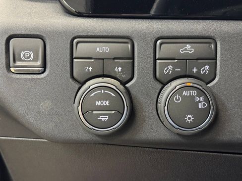 New 2026 Chevrolet Silverado 1500 LT AWD/4WD image 35