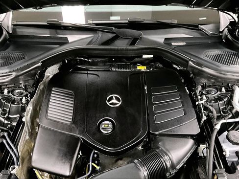 Used 2026 Mercedes-Benz GLC 300 4MATIC image 30