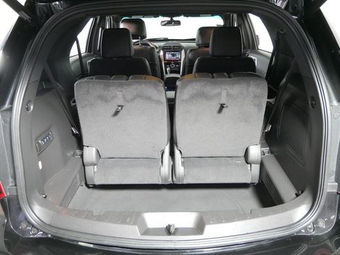Used 2015 Ford Explorer Sport w/ Equipment Group 401A AWD/4WD image 18