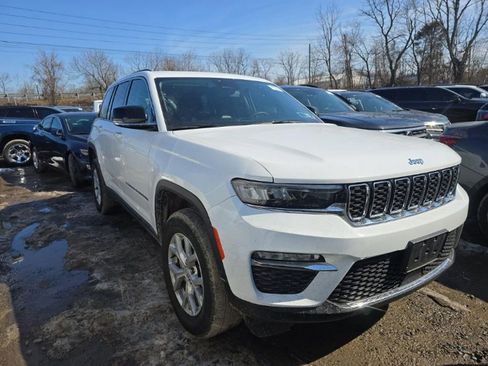 Used 2023 Jeep Grand Cherokee Limited image 2