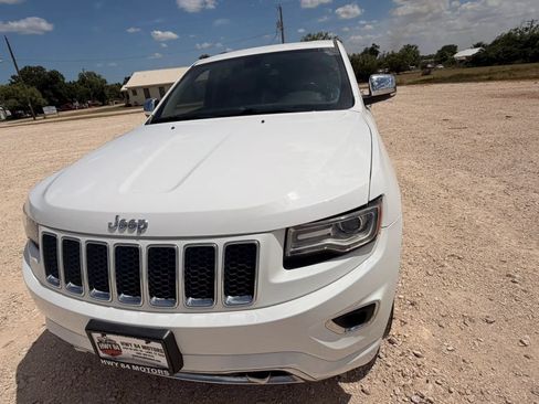 Used 2014 Jeep Grand Cherokee Overland AWD/4WD image 4