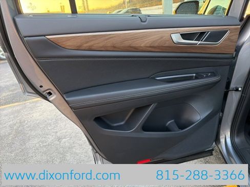 New 2026 Volkswagen Atlas SE image 24