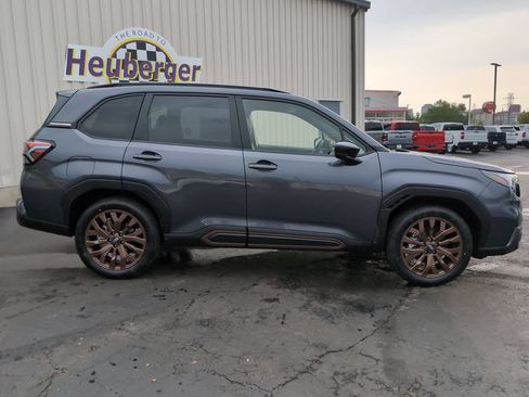 Used 2025 Subaru Forester Sport AWD/4WD image 8