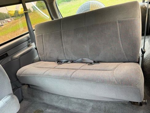 Used 1996 Ford Bronco XLT AWD/4WD image 8