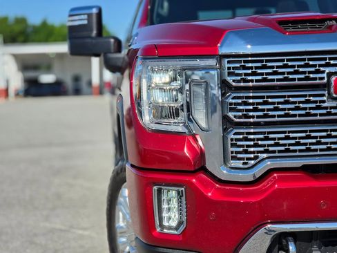 Used 2022 GMC Sierra 2500 Denali AWD/4WD image 9