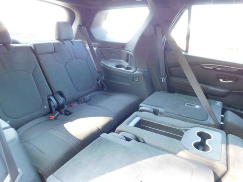 Certified 2025 Honda Pilot Sport image 5