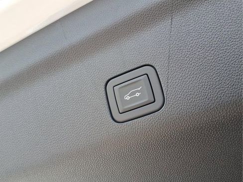 New 2026 Chevrolet Tahoe High Country image 27